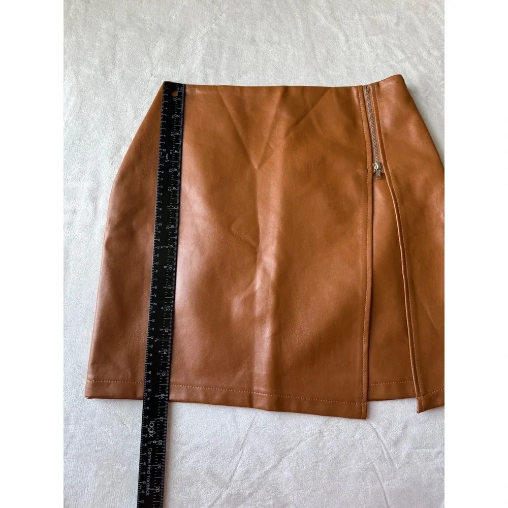 Naanaa Brown Faux Leather Mini Skirt Size US 4‎ Cognac Wrap Front Zip Slit